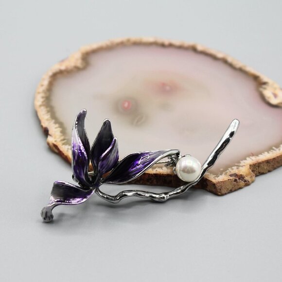 Lotus flower purple pin brooch jewelry fashion white pearl beautiful elegant - Picture 7 of 11